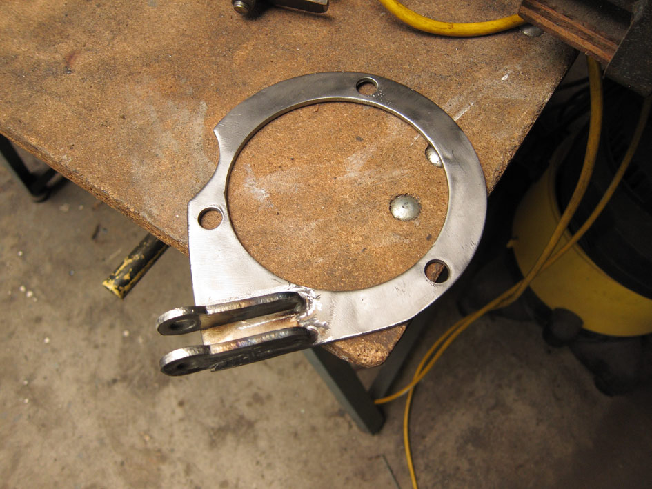 Mounting points welded to the ground plate